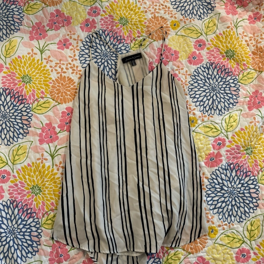 New small WOMENS tank top